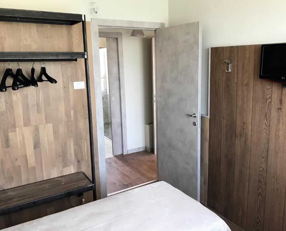 Garbini Alla Fiera Verona Eksteriør billede
